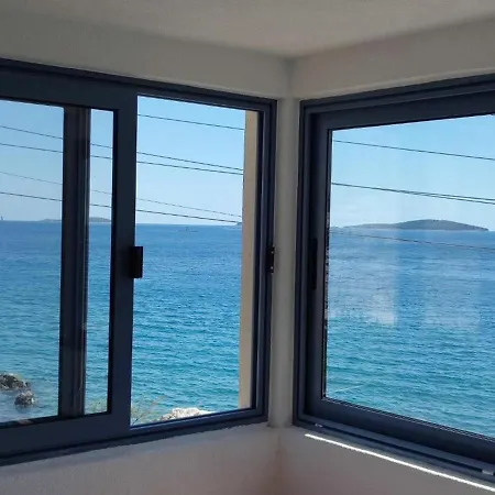 Blaza Apartment