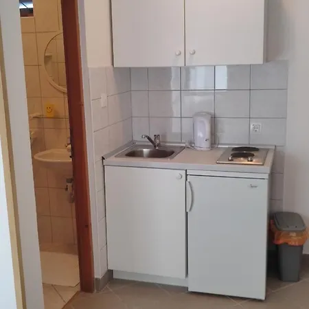 Apartment Blaza Prvic Luka